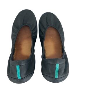 Black Tieks Foldable Flats Size 8